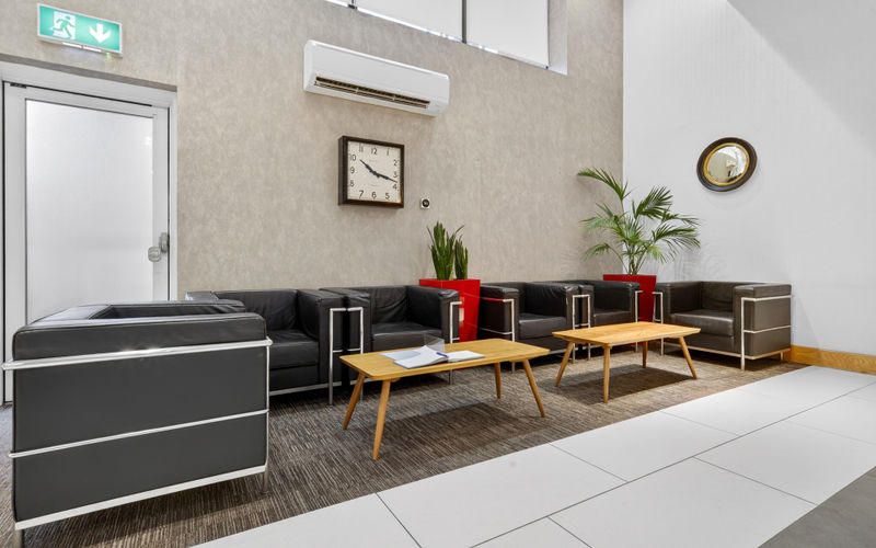 Churchill Way, Cardiff Image 2