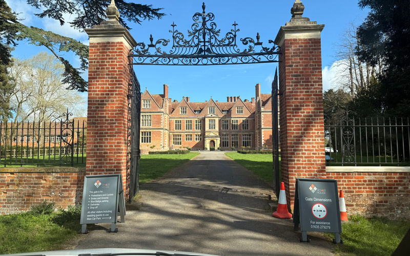 Church Road, Shaw Image 4