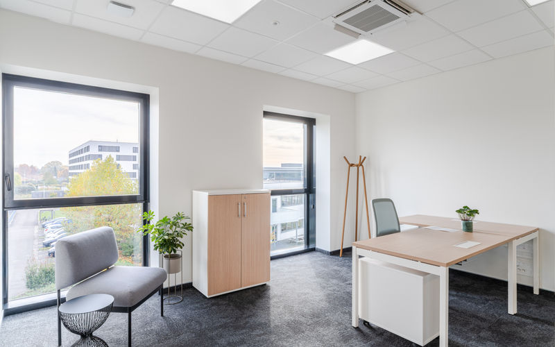 7A Rue De Lisbonne, Schiltigheim, 2 DESKS 7A Rue De Lisbonne, Schiltigheim Image 1