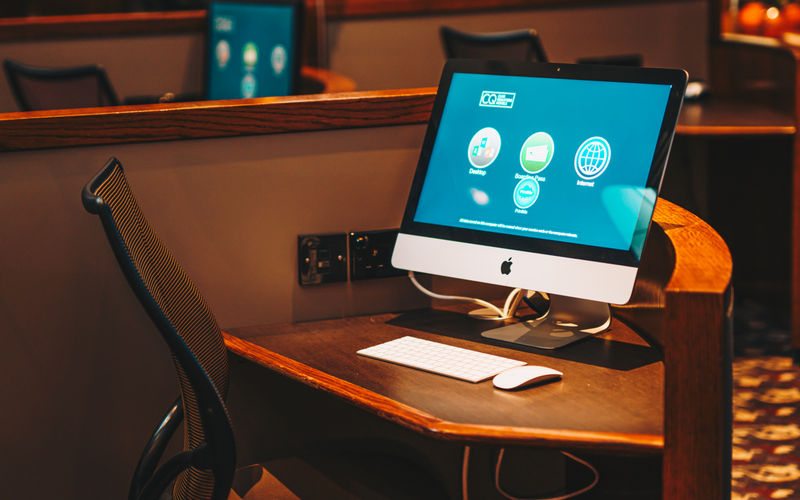 Trafalgar Square, Greater London Image 4