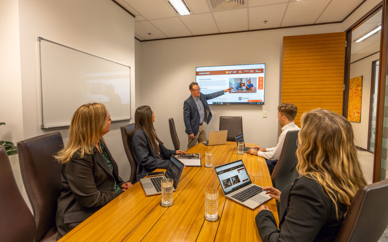 18 National Circuit, Barton Image 2