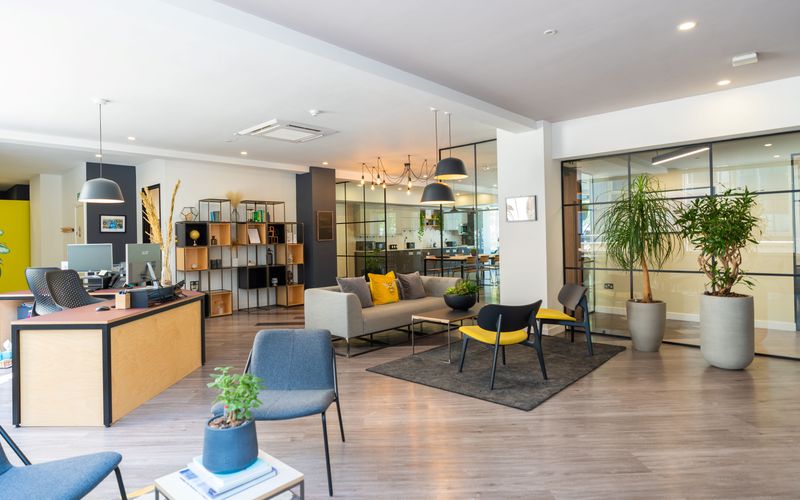 14-20 Chiswell St, London Image 1