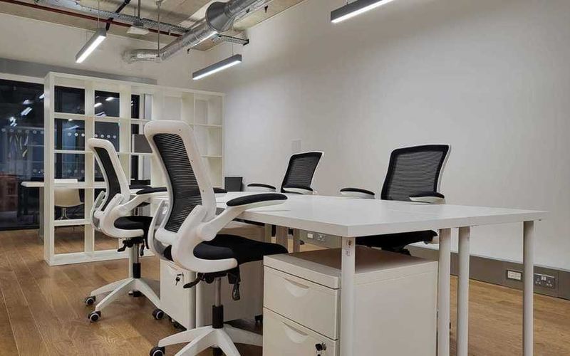 Marshgate Lane, London Image 5