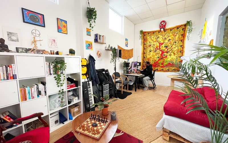 679 High Road, Leyton Image 4