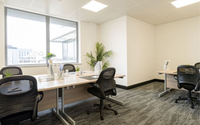 17-23 High Street, Slough Image 6