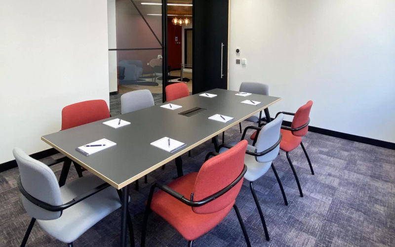 17-23 High Street, Slough Image 1