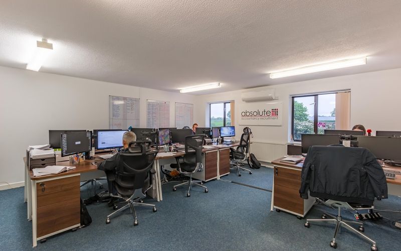 Cranborne Road, Potters Bar Image 2