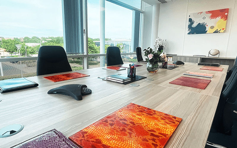 720 Centennial Court, Elstree Image 8