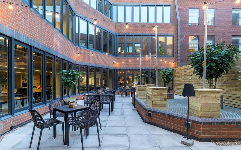 10-12 East Parade, Leeds Image 10