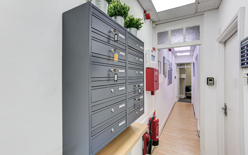 42 Watling Street, Radlett Herts Image 1