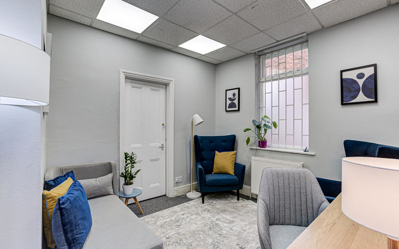 42 Watling Street, Radlett Herts Image 1
