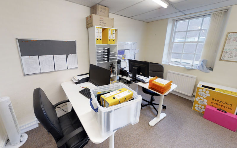 2 Huntingdon Street, St Neots Cambridgeshire Image 1