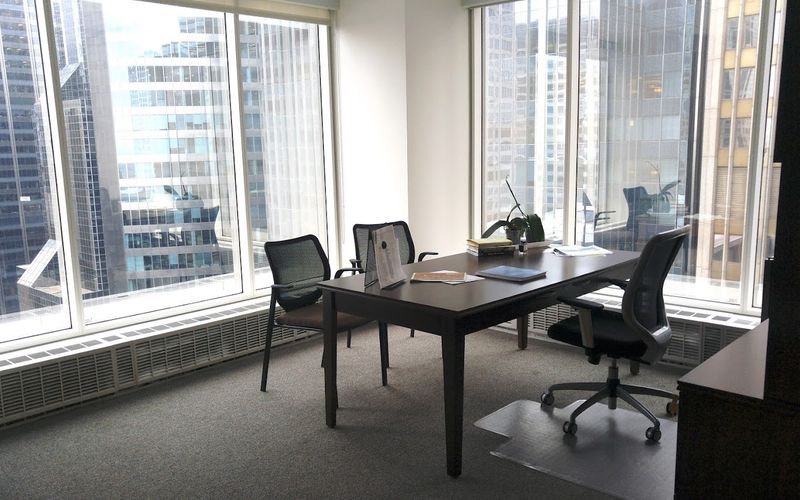 150 S Wacker Dr, Chicago Image 2