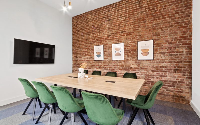 750 Manhattan Avenue, Greenpoint Image 5