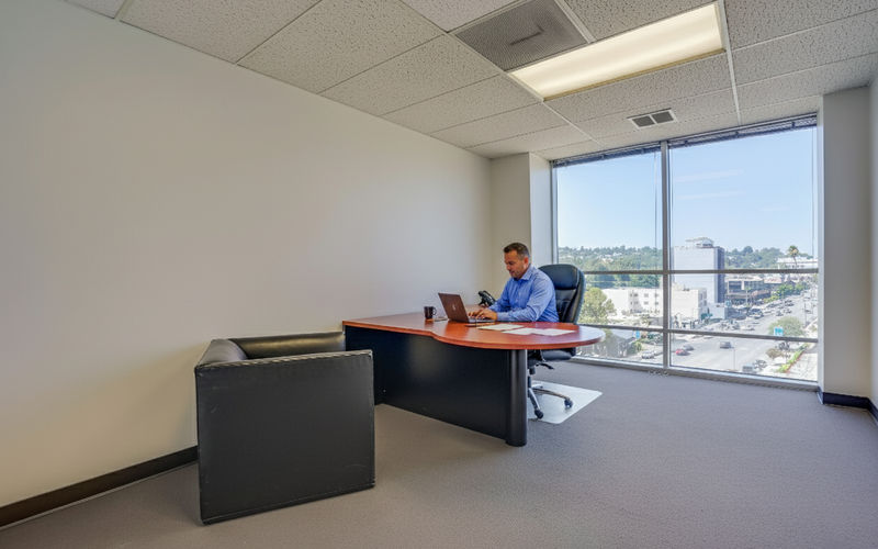 16133 Ventura Blvd, Encino Image 17