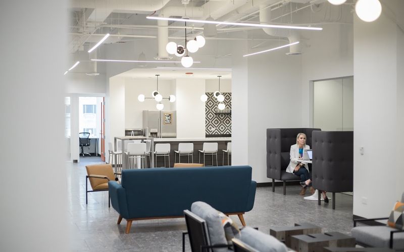 211 W Wacker Dr, Chicago Image 10