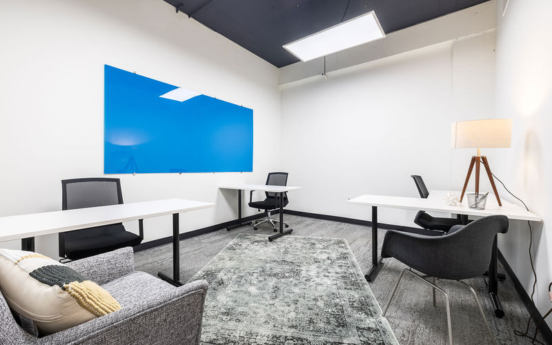 405 W Superior St, Chicago Image 3