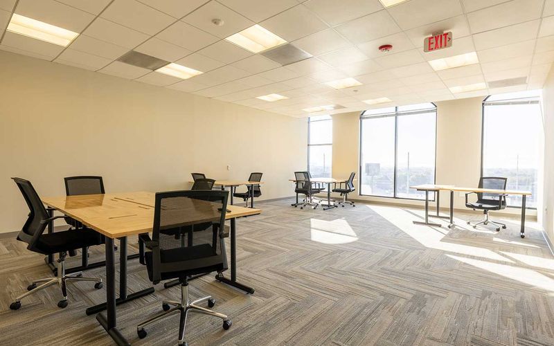 3120 Southwest Fwy, Houston Image 3