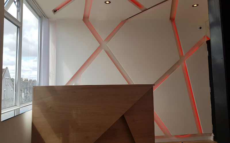 182-184 High Street North, East Ham Image 2