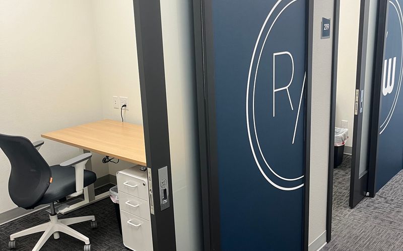 114 E Everett St, Dixon Image 12