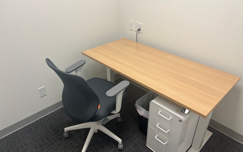 114 E Everett St, Dixon Image 11