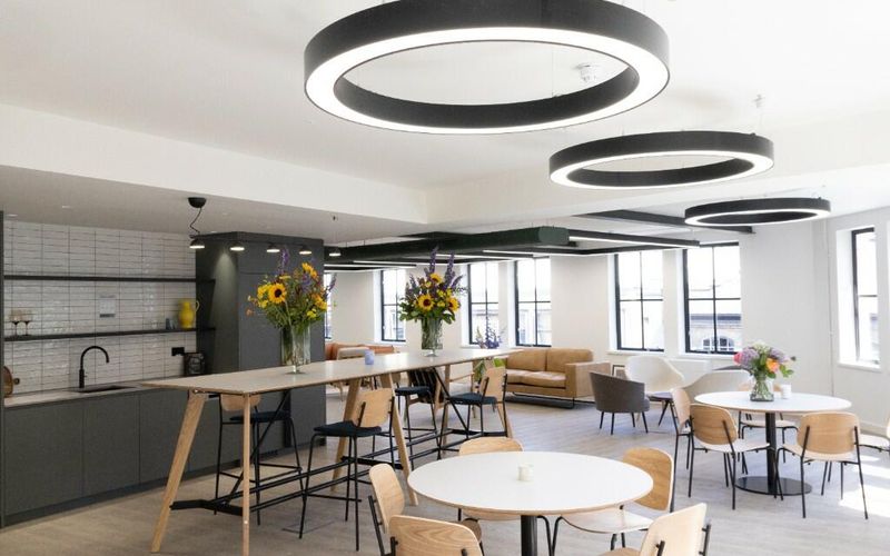 20 Queen Elizabeth Street, Greater London Image 3