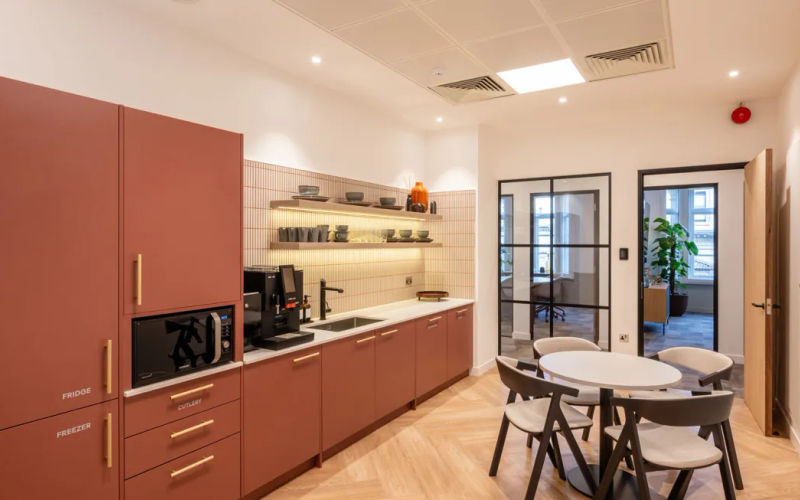 175 Piccadilly, St James's Image 1