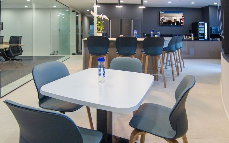 800 Brickell Avenue, Miami Image 2