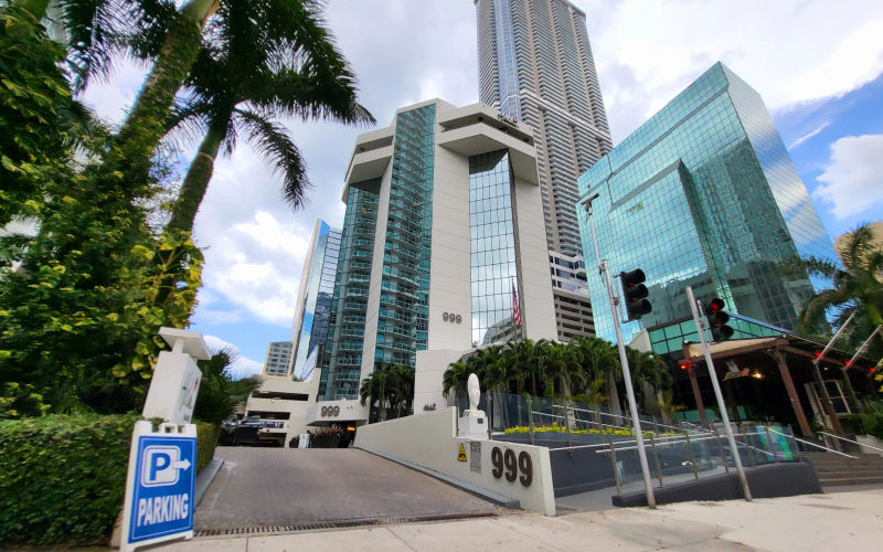 999 Brickell Ave, Miami Image 27
