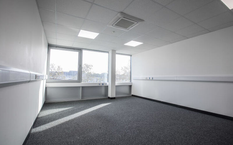 145-147 Boston Road, Ealing Image 2