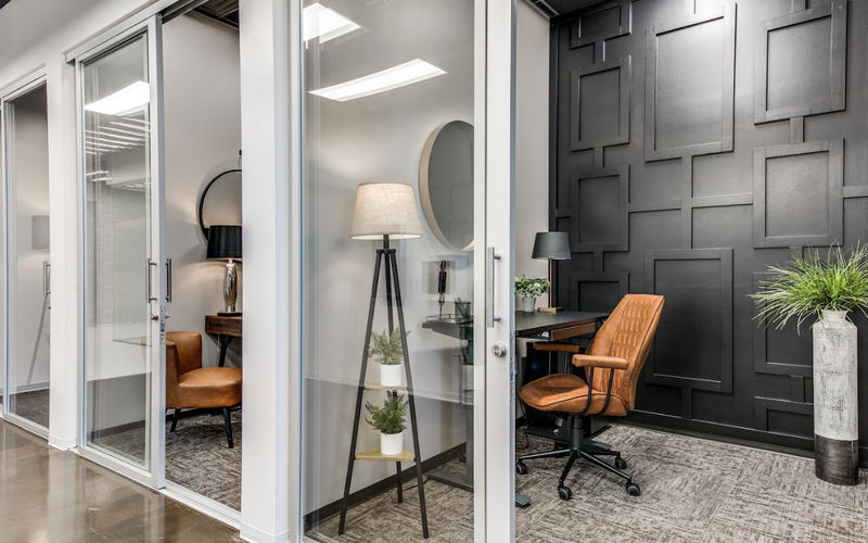 1701 W Northwest Highway, Grapevine, 8 DESKS 1701 W Northwest Highway, Grapevine Image 1
