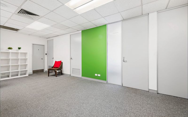 175 Lower Gibbes Street, Roseville Image 2