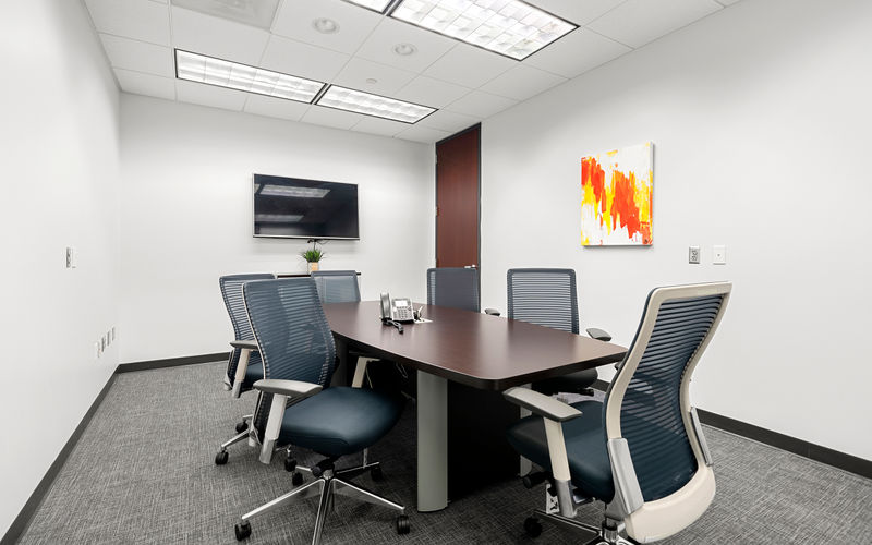 1050 Crown Pointe Parkway, Atlanta Image 6