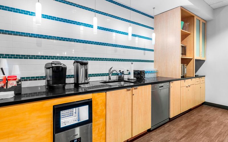 13010 Morris Road, Alpharetta Image 7