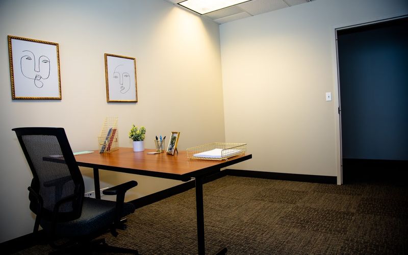 800 Roosevelt Rd, Glen Ellyn Image 1