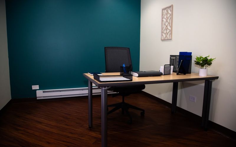 1440 Renaissance Dr, Park Ridge, 5 DESKS 1440 Renaissance Dr, Park Ridge Image 1