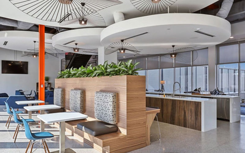 7701 Lemmon Ave, Dallas Image 1