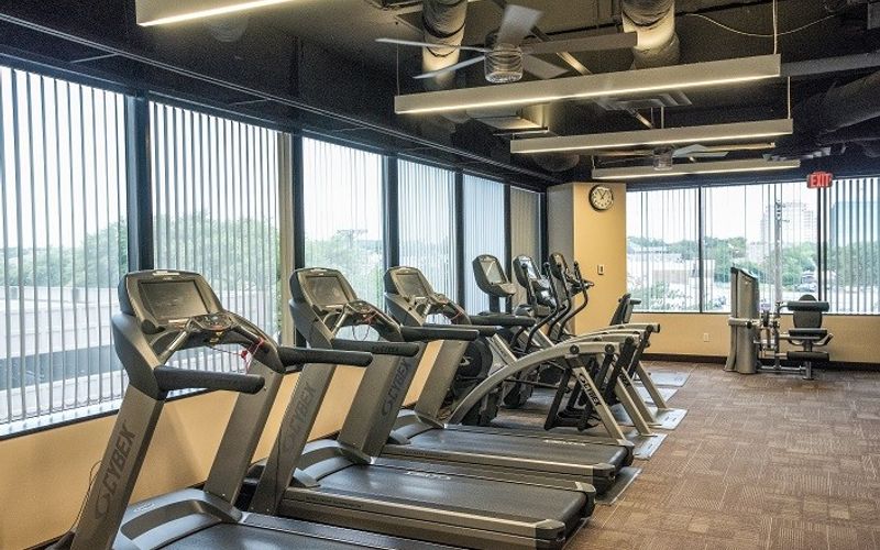 7550 I-10, San Antonio Image 2