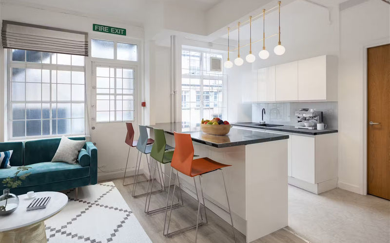 19 Margaret Street, Fitzrovia Image 10