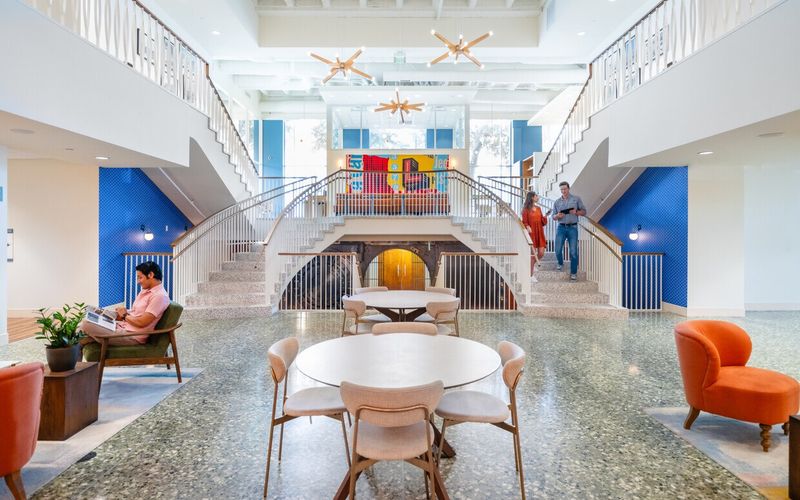 6301 Gaston Ave, Dallas Image 2