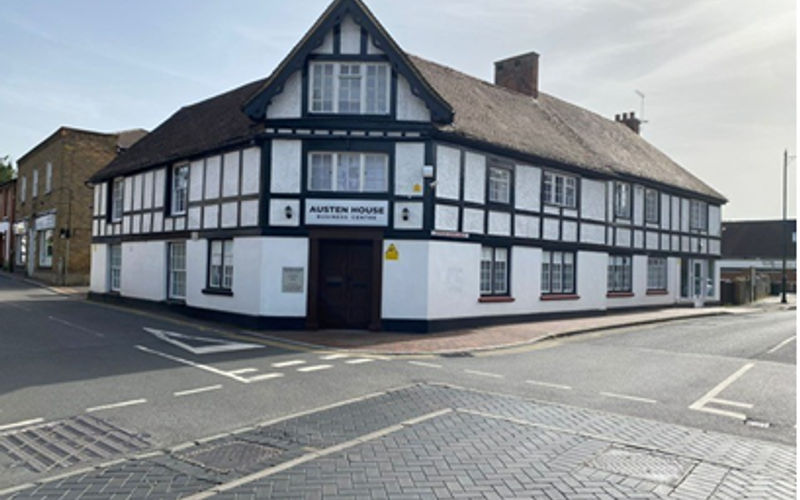 2 High Street, Great Bookham Leatherhead Image 7