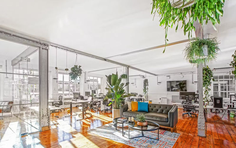 31 Great Sutton Street, Clerkenwell Image 1