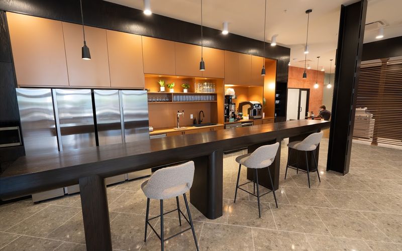 1554 Polaris Pkwy, Columbus Image 4