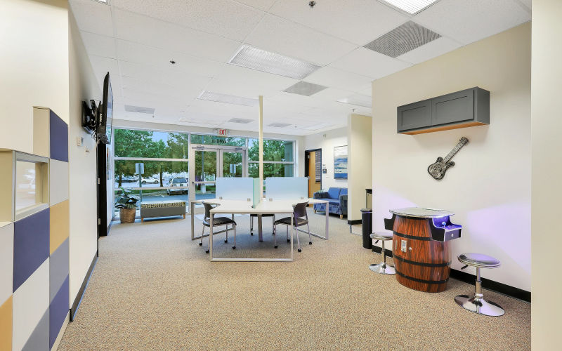 691 Trade Center Blvd, Chesterfield Image 8