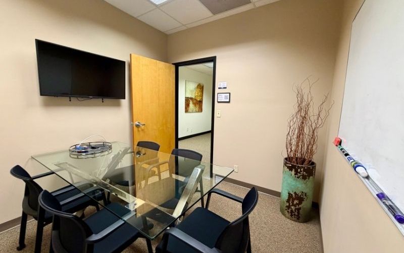 691 Trade Center Blvd, Chesterfield Image 1