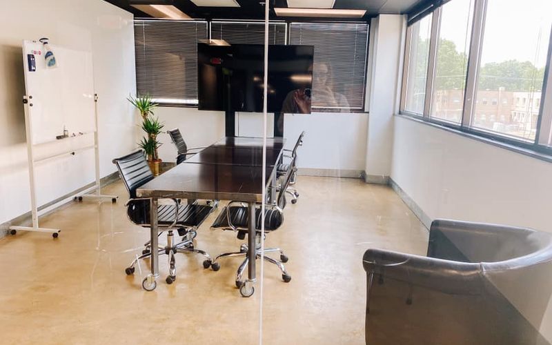 110 W Vine St, Lexington Image 3