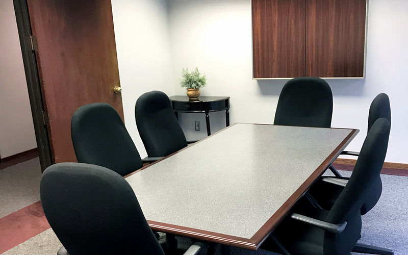 26677 W 12 Mile Rd, Southfield Image 2