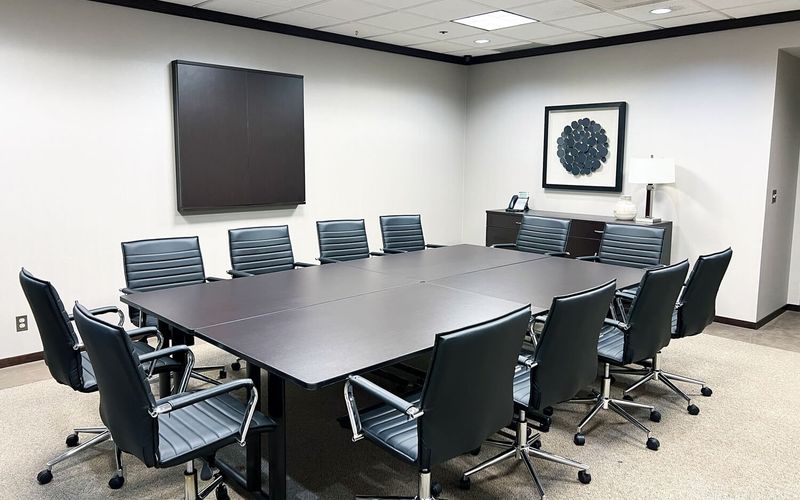 39111 Six Mile Rd, Livonia Image 3