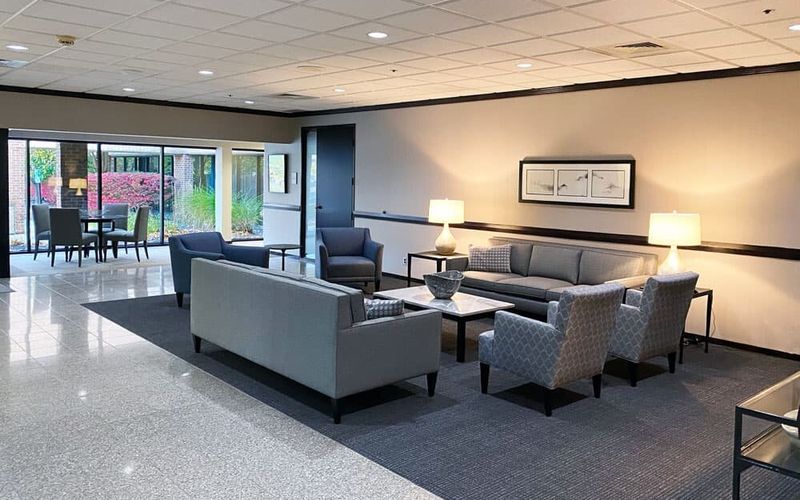 39111 Six Mile Rd, Livonia Image 4