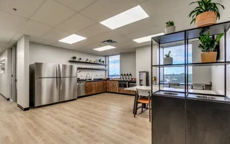 3030 Northwest Expressway, Oklahoma City Image 2